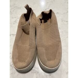 Steve Madden Women’s Beale Stretch Platform Upper Slip On Shoes‎ Size 7.5 Beige